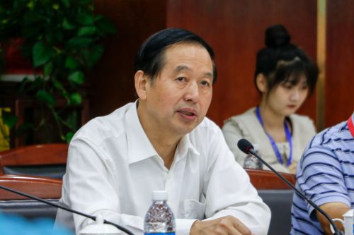 李忠云书记